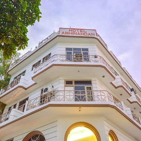 Oyo 46616 Hotel Abhinandan Jind Екстериор снимка
